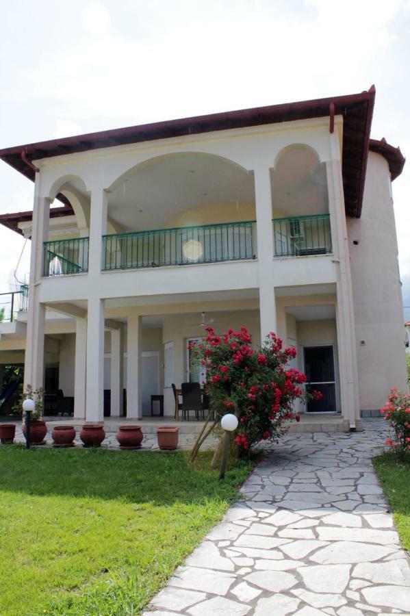 Villa Jenny เลปโตการายา ภายนอก รูปภาพ